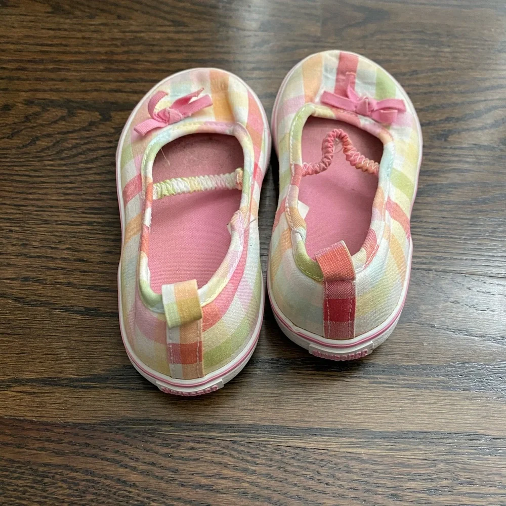 Gymboree size 8 sneakers